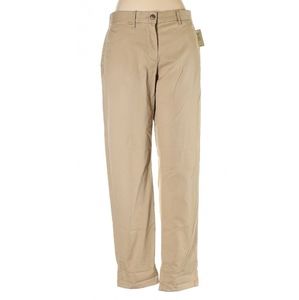 GAP - NWT Basic Khakis